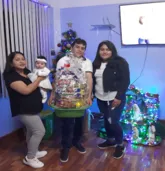 Entrega de canastas navideñas a trabajadores y sus familias (4)
